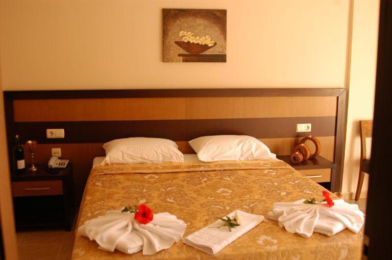 Dalyan Tezcan Hotel מראה חיצוני תמונה